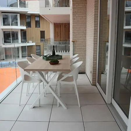 In With Sea View, Cleaning Included דירה ניופורט