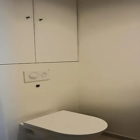 In With Sea View, Cleaning Included